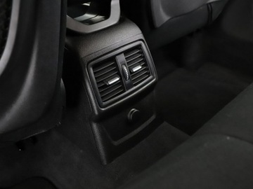 BMW X1 F48 Crossover sDrive18d 150KM 2017 BMW X1 full LED klima auto grzane fotele czujniki, zdjęcie 34