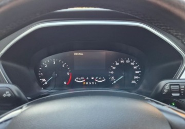 Ford Kuga III 2021 Ford Kuga 1.5 TDCI 120km automat NAVI Full led 1.5 Diesel 120KM, zdjęcie 15