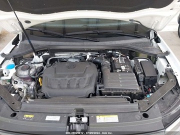 Volkswagen Tiguan II 2022 Volkswagen Tiguan 2022r, 2.0T, 4x4, R-Line 2.0 Benzyna 185KM, zdjęcie 12