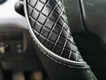 VW Caddy Jetta Lupo Sharan Up Pokrowiec na kierownice czarny PREMIUM