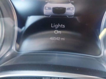 Chrysler 300C II 2021 Chrysler 300s 2021 5.7 Benzyna 363KM, zdjęcie 11