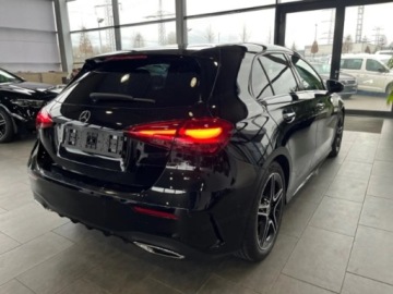 Mercedes Klasa A W177/V177 Hatchback Facelifting 2.0 220 190KM 2024 A Klasa 220 4-Matic AMG Line 2.0 (190KM) 2024, zdjęcie 1