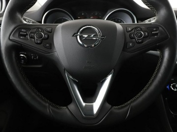 Opel Astra K Hatchback 5d 1.4 Turbo 150KM 2017 Opel Astra Innovation 150KM półskóra grzane, zdjęcie 20