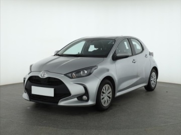 Toyota Yaris IV Hatchback 1.5 Dynamic Force 125KM 2023 Toyota Yaris 1.5 VVT-i, Salon Polska, zdjęcie 1