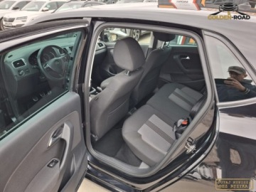 Volkswagen Polo V Hatchback 3d Facelifting 1.0 75KM 2016 Volkswagen Polo POLO ALLSTAR 1,0 grz.fotele klimatronik alu pdc oplacony, zdjęcie 10
