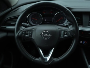 Opel Insignia II Sports Tourer 1.6 CDTI 136KM 2018 Opel Insignia 1.6 CDTI, Salon Polska, Serwis ASO, zdjęcie 18