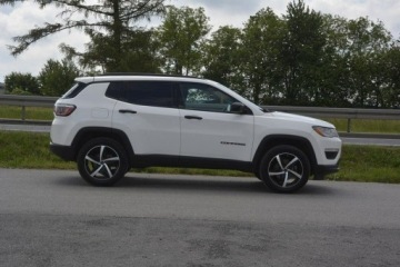 Jeep Compass II 2017 Jeep Compass 2.4 L gwarancja przebiegu bezwypadkow, zdjęcie 10