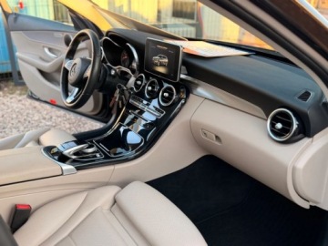 Mercedes Klasa C W205 Kombi 200 184KM 2017 Mercedes-Benz Klasa C Tylko 77000km Jak nowy Panorama 2.0 Benzyna, zdjęcie 34