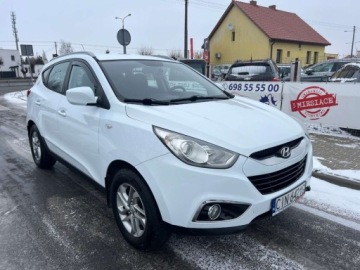 Hyundai ix35 SUV R 2.0 CRDi 184KM 2010 Hyundai ix35 4x4 180KM Nawigacja Kamera Grzane Fotele Nowe Sprzeglo i Rozr, zdjęcie 3