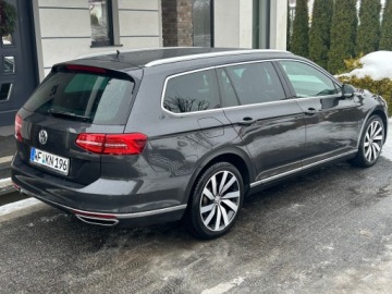 Volkswagen Passat B8 Variant 2.0 TDI BlueMotion SCR 190KM 2018 R-Line* Webasto* ACC*Kamera* EL Klapa* Navi* GWARANCJA, zdjęcie 13