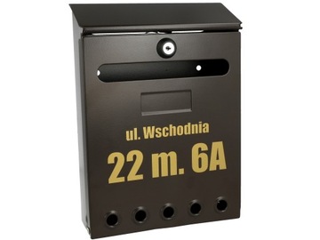 SKRZYNKA POCZTOWA LISTY NAPISEM UL NR DOMU C.B
