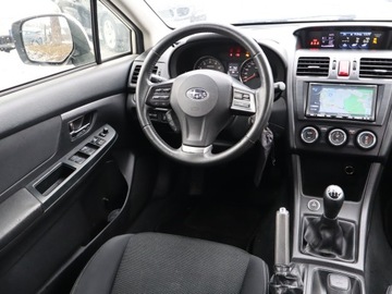 Subaru XV I Crossover 1.6i 114KM 2013 Subaru XV 1.6i, GAZ, 4X4, Klima, Klimatronic, zdjęcie 6