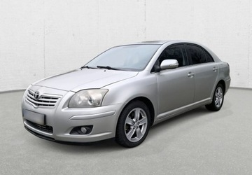 Toyota Avensis II Hatchback 2.0 D-4D 116KM 2007 Toyota Avensis Sprawny, klima, alusy, oszczedny