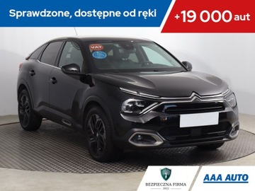 Citroen C4 III SUV 1.2 PureTech 130KM 2022 Citroen C4 1.2 PureTech, Salon Polska