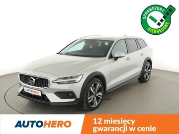 Volvo 2019 Volvo V60 Cross Country 4x4 automat skóra full