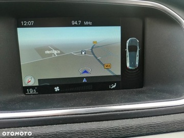 Volvo V40 II Hatchback 2.0 T2 DRIVE-E 122KM 2016 Volvo V40 II 2.0 T2 2,0 POLIFT, bezwypadkowy, zdjęcie 12