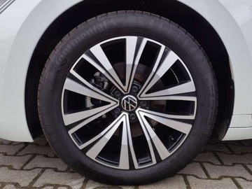 Volkswagen Arteon Fastback Facelifting 2.0 TSI 190KM 2022 Volkswagen Arteon Faktura VATAutomatElegancemodel 2023 2.0 Benzyna 190KM, zdjęcie 23
