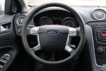 Ford Mondeo IV Kombi 1.6 Duratorq TDCi 115KM 2012 Ford Mondeo 1.6 TDCi, Salon Polska, Klima, zdjęcie 15