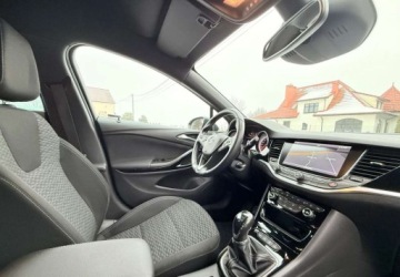 Opel Astra K Hatchback 5d 1.4 Turbo 125KM 2016 Opel Astra Opel Astra 1.4 Turbo StartStop 120 Jahre 1.4 Benzyna 125KM, zdjęcie 26