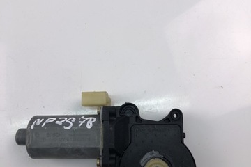 MOTOREK OKNO PŘEDNÍCH PRAVÝCH DVEŘE BMW X5 (E53) 8362063 2002