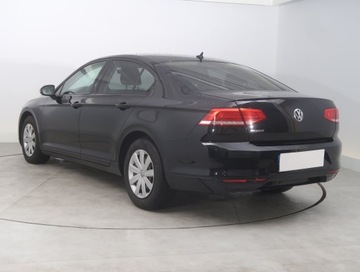 Volkswagen Passat B8 Limousine 2.0 TDI BlueMotion Technology 150KM 2016 VW Passat 2.0 TDI, Salon Polska, Serwis ASO, Navi, zdjęcie 3