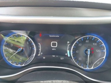 Chrysler Pacifica II 2024 Chrysler Pacifica 2024r, 3.6L, Touring L 3.6 Benzyna 287KM, zdjęcie 9