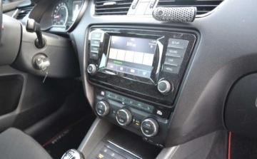 Skoda Octavia III RS Kombi 2.0 TDI 184KM 2015 Skoda Octavia RS - 2.0 - Bezwypadkowe - Nowe rozrzady - Bez wady olejowej, zdjęcie 28