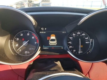 Alfa Romeo Giulia II Sedan Facelifting 2.0 Turbo 280KM 2021 Alfa Romeo Giulia 2021 ALFA ROMEO GIULIA SPORT 2.0 Benzyna 280KM, zdjęcie 10