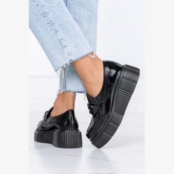 ЖЕНСКИЕ КОЖАНЫЕ ТУФЛИ НА ПЛАТФОРМЕ 39