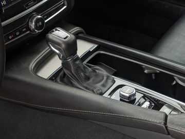 Volvo S90 II Sedan 2.0 D4 190KM 2017 Volvo S90 Elek. Klapa Ledy Alu Klima Skora Serwis Gwarancja 2.0 Diesel, zdjęcie 16