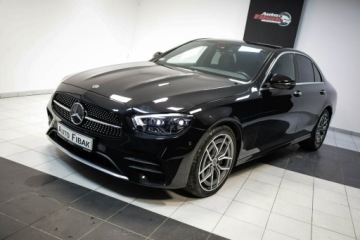 Mercedes Klasa E W213 Limuzyna 2.0 220d 194KM 2020 Mercedes E 220 *4Matic*AMG*Salon Polska*I, zdjęcie 3