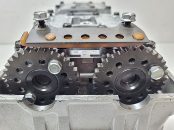 HONDA CBR 1000RR SC57 ГОЛОВКА ЦИЛИНДРА