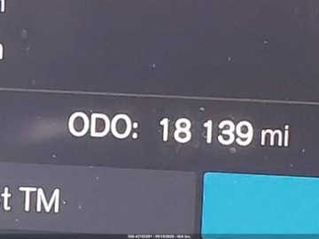 Volvo XC40 2023 Volvo XC 40 B5 Plus Bright Theme 2023 2.0l 2.0 Benzyna 247KM, zdjęcie 11