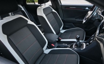 Volkswagen T-Roc I SUV 1.5 TSI ACT 150KM 2019 Volkswagen T-Roc 1,5 TSI 150 KM R-LINE Panorama Nawigacja Virtual Tacho FU, zdjęcie 25