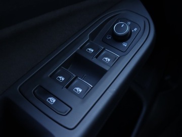 Volkswagen Golf VIII GTI 2.0 TSI 245KM 2023 VW Golf 2.0 GTI, Salon Polska, 1. Właściciel, zdjęcie 16