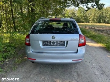 Skoda Octavia II Kombi 1.6 TDI CR DPF 105KM 2010 Skoda Octavia Skoda Octavia 1.6 Diesel 105KM, zdjęcie 2
