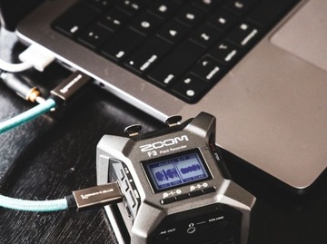 Zoom F3 цифровой 32 бит 2-кан. аудиомагнитофон