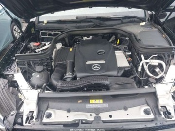 Mercedes GLC C253 2017 Mercedes-Benz GLC 300 4Matic 2017 2.0l 2.0 Benzyna 241KM, zdjęcie 8