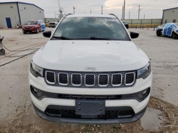 Jeep Compass II 2023 Jeep Compass Latitude 2023 2.0l 2.0 Benzyna 200KM, zdjęcie 5