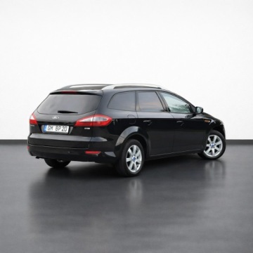 Ford Mondeo IV Kombi 2.0 Duratorq TDCi DPF 140KM 2008 Ford Mondeo Mk4 2.0 TDCi Viva Titanium, zdjęcie 14