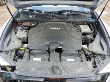 Audi Q8 2021 Audi Q8 Prestige S-Line 2021 3.0 Benzyna 335KM, zdjęcie 6