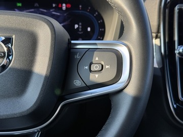 Volvo XC40 Crossover Facelifting 2.0 B3 163KM 2022 Volvo XC 40 XC40 B3 Benzyna | Plus Dark | Salon Po, zdjęcie 9