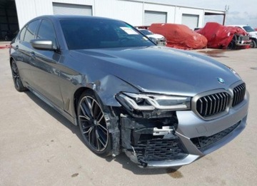 BMW Seria 5 G30-G31 2021 BMW Seria 5 2021, 4.4L, 4x4, M550i, od ubezpieczalni 4.4 Benzyna 523KM, zdjęcie 8