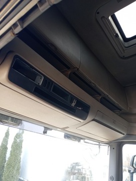 SCANIA CR19 ВЕРХНЯЯ ЛИНИЯ КАБИНЫ МАЛЕНЬКИЙ ОТДЕЛИТЕЛЬ ДЛЯ ХРАНЕНИЯ