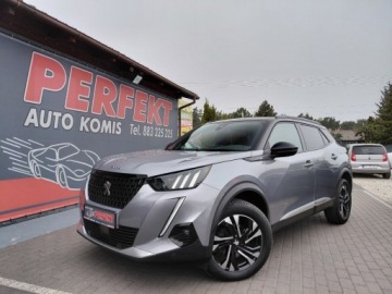 Peugeot 2008 II SUV 1.2 PureTech 130KM 2021 Peugeot 2008 GT Full LED Navi KAmera Klimatronik 1.2 Benzyna 130KM