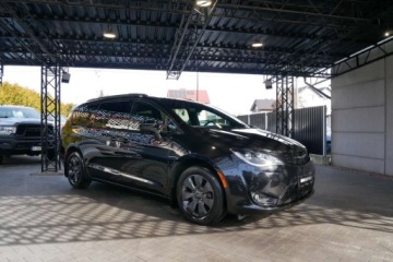 Chrysler Pacifica II 3.6 V6 Hybrid 264KM 2020 Chrysler Pacifica S Hybryda 3.6L V6 Pentastar 263KM StowN Go Cam MenuPL Ke, zdjęcie 1