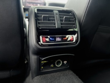 Volkswagen Arteon Fastback Facelifting 2.0 TDI 200KM 2023 Volkswagen Arteon R-Line | 4motion | Panorama | Ka, zdjęcie 22