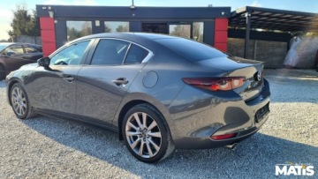Mazda 3 IV Sedan 2.0 Skyactiv-G 122KM 2019 Mazda 3 2.0BENZ manual Navi kamera head up podgrz kierownica 2.0 Benzyna, zdjęcie 16