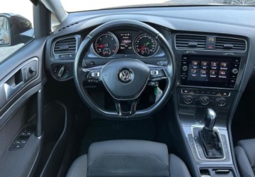 Volkswagen Golf VII Variant Facelifting 1.6 TDI-CR DPF BMT 115KM 2018 Volkswagen Golf Variant Comfortline Pakiety, ACC, ergoActive z masazem, G, zdjęcie 4