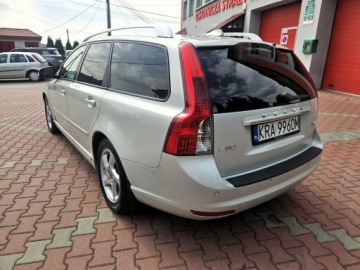 Volvo V50 1.6 D2 115KM 2011 Volvo V50 Skóra, KlimaTronik, Navi, Pdc, Super, zdjęcie 4